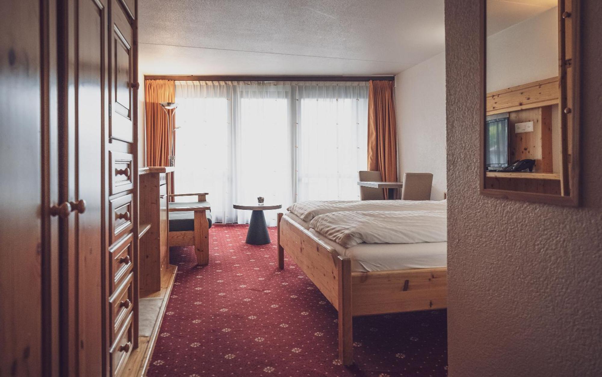 Club Hotel Rooms Only - By Mountain Hotels Davos Bilik gambar